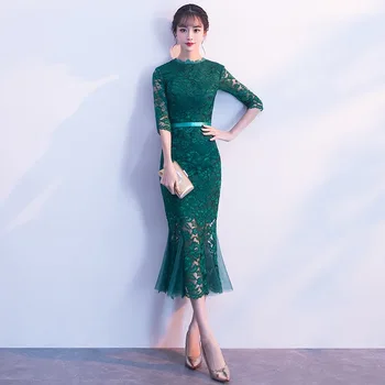Нов стил дамски халати подобрена версия със средна дължина, с намаляване на тънък рибя опашка за млади модели момичета тъмно зелено дантелено рокля-чонсам