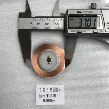 125 khz ID с възможност за запис на 8218 етикети COB coil RFID пасивни карти Етикет мобилен телефон с antimagnetic филм защитна стена карта 37 мм