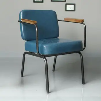Американският промишлен ретро стол с кожена облегалка, с железен стол с подлакътник, дизайнерски и луксозен стол за хранене