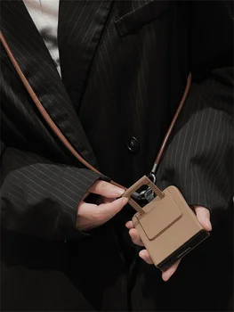 Луксозен кожен калъф за носене през рамо с дълга каишка, мек калъф за телефон Samsung Galaxy Z Flip 3 и 4, противоударная делото Funda