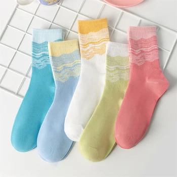 Памучни къси чорапи SP & CITY рейнбоу наклон цветове, дамски ежедневни спортни дишащи модни чорапи, корейската мода, чорапи в стил харадзюку