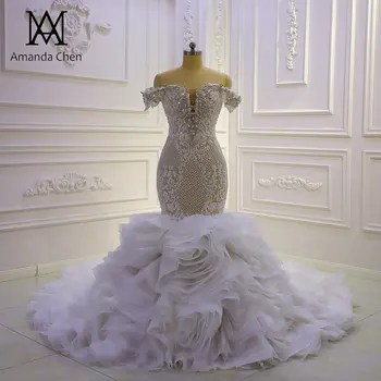 Сшитое поръчкови Сватбена рокля на Русалка с дантелен аппликацией и кристали с открити рамене